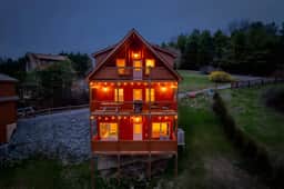 Couple’s Refuge by Ghosal Luxury Lodging