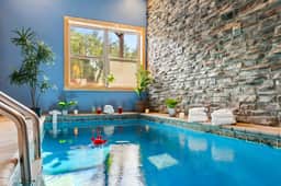 Couple’s Refuge by Ghosal Luxury Lodging