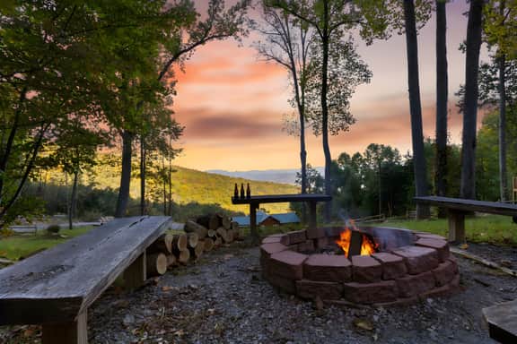 Heavenly Heights by Ghosal Luxury Lodging