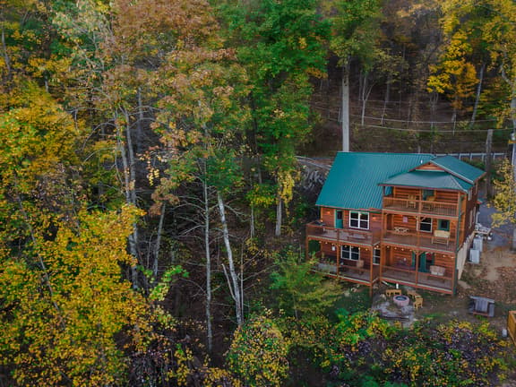 Serene Mountain Retreat by Ghosal Luxury Lodging