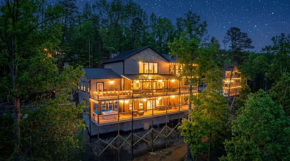 The Gatlinburg Resort by Ghosal Luxury Lodging